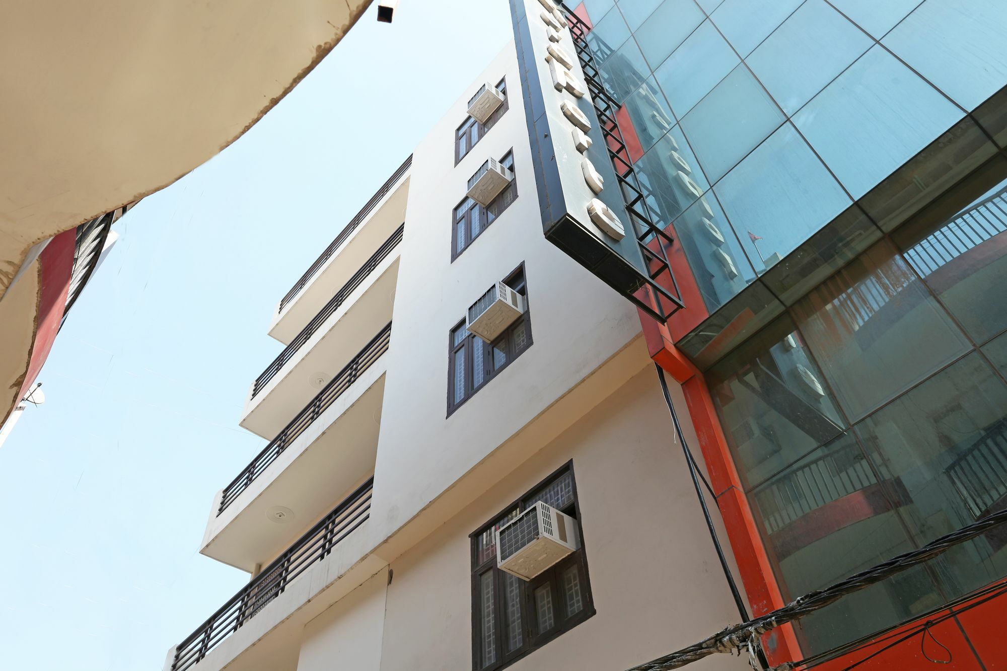 Super Hotel O Mahal Нью-Дели Экстерьер фото
